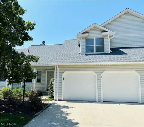 750 Hampton Cir #6, Aurora, OH 44202 photo 1