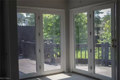 750 Hampton Cir #6, Aurora, OH 44202 photo 9