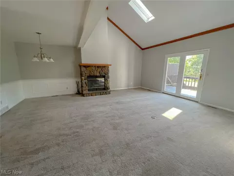 750 Hampton Cir #6, Aurora, OH 44202 photo 6