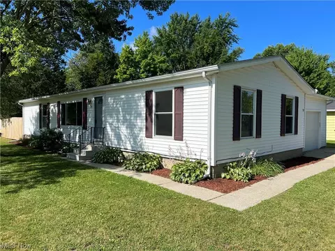 29 Anglers Ln, Lagrange, OH 44050 photo 1