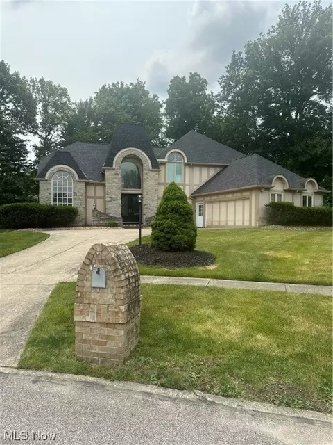 18494 S Salem, Strongsville, OH 44136