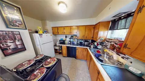 83 Homestead Dr, Boardman, OH 44512 photo 8