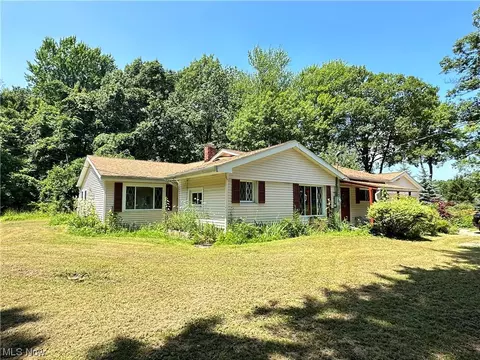 8130 Ravenna Rd, Concord, OH 44077