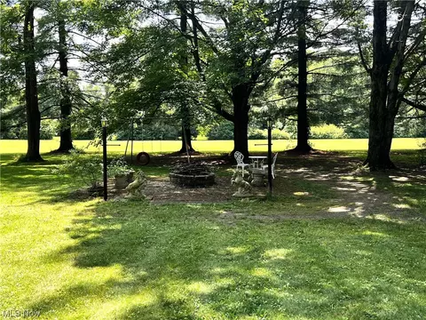 356 E Main St, Orwell, OH 44076 photo 8