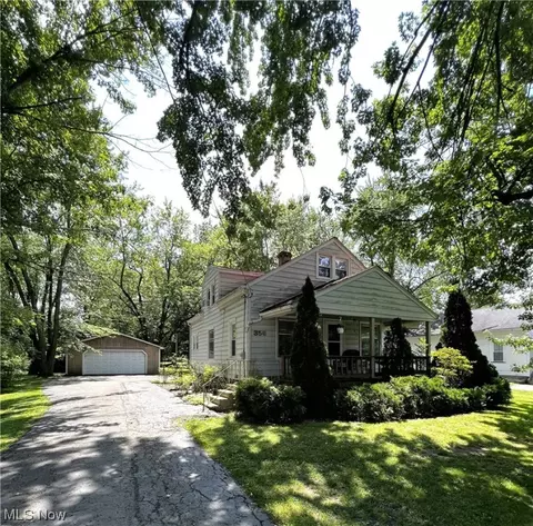 356 E Main St, Orwell, OH 44076 photo 1