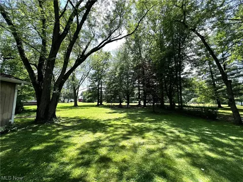 356 E Main St, Orwell, OH 44076 photo 9