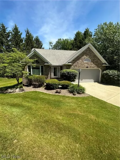 11243 Stanley Ln, Twinsburg, OH 44087