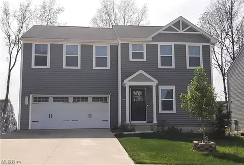 3224 Brentwood Dr, Akron, OH 44312
