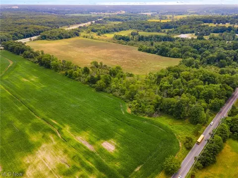 Tippecanoe Road, Canfield, OH 44406