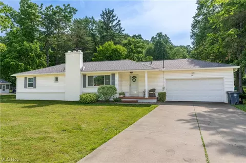243 S Miller Rd, Fairlawn, OH 44333