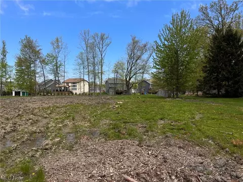 38671 Wood Road, Willoughby, OH 44094