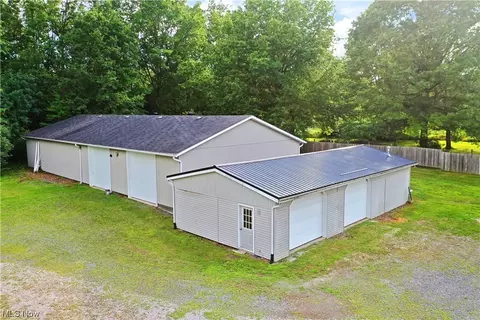 357 State Rd NW, Warren, OH 44483 photo 5