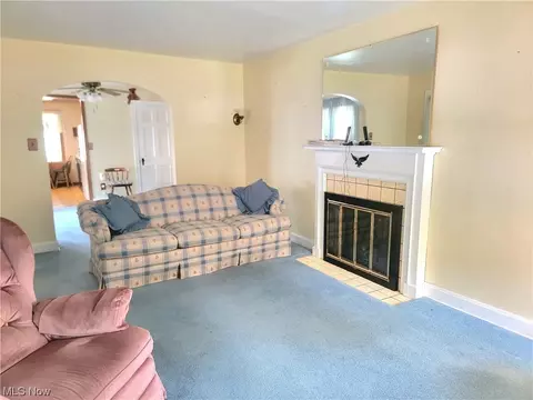 4648 Marcellus St NW, Canton, OH 44708 photo 9