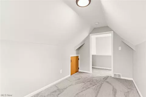 7902 Thornton Dr, Parma, OH 44129 photo 17