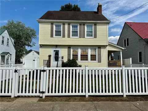 2308 Latrobe St, Parkersburg, WV 26101