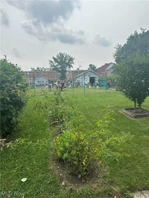 1838 E 30th St, Lorain, OH 44055 photo 1