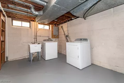 417 E 271st St, Euclid, OH 44132 photo 27
