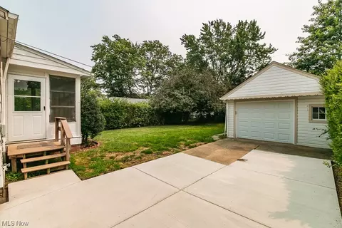 417 E 271st St, Euclid, OH 44132 photo 29