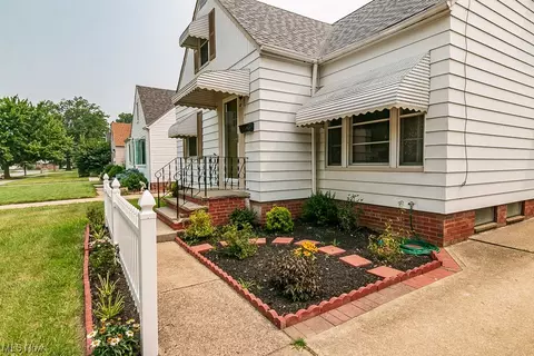 417 E 271st St, Euclid, OH 44132 photo 28