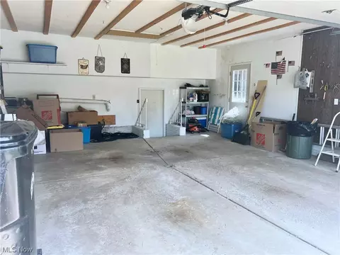 304 Crestview Dr, Elyria, OH 44035 photo 34