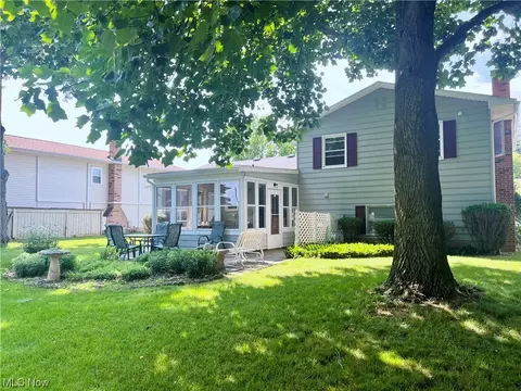 304 Crestview Dr, Elyria, OH 44035 photo 31