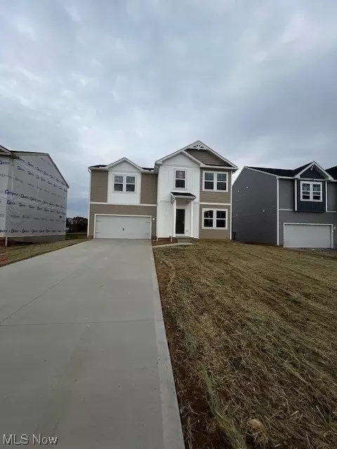 3059 Mcintosh Dr NE, Louisville, OH 44641