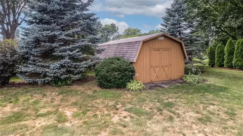 6105 Firestone Rd NE, Canton, OH 44721 photo 31