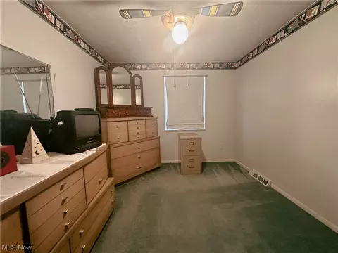 6482 State Rd #E18, Parma, OH 44134 photo 3