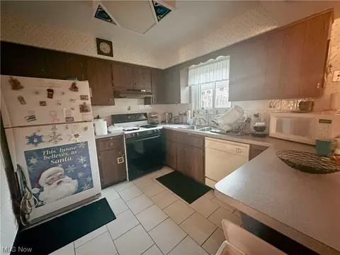 6482 State Rd #E18, Parma, OH 44134 photo 8