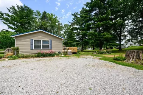 4202 Mapleton St SE, Canton, OH 44707 photo 27