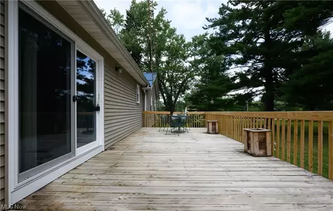 4202 Mapleton St SE, Canton, OH 44707 photo 23