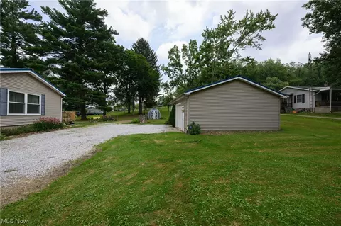 4202 Mapleton St SE, Canton, OH 44707 photo 29
