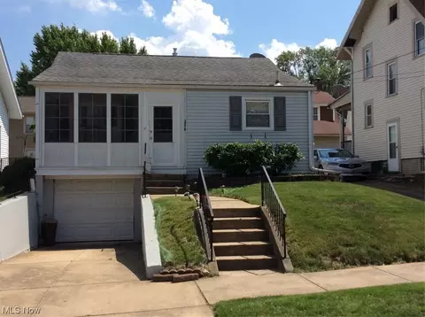 3218 2nd St NW, Canton, OH 44708 photo 2