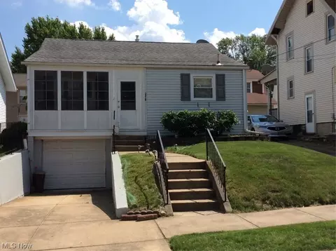 3218 2nd St NW, Canton, OH 44708 photo 3