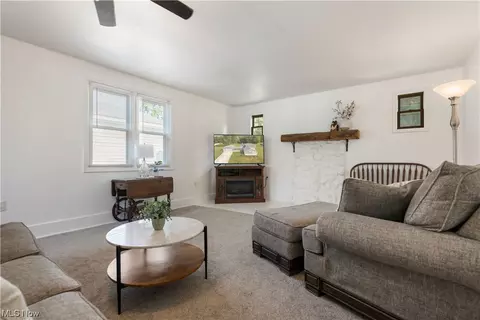 3061 Wolverine St NE, Canton, OH 44705 photo 5