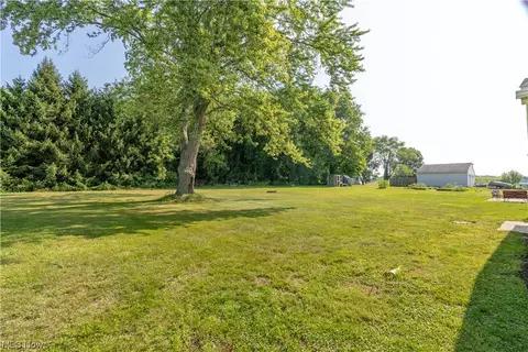 3061 Wolverine St NE, Canton, OH 44705 photo 27