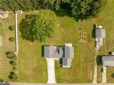 3061 Wolverine St NE, Canton, OH 44705 photo 30
