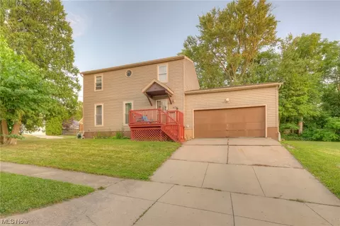 574 Kipling, Akron, OH 44311 photo 2