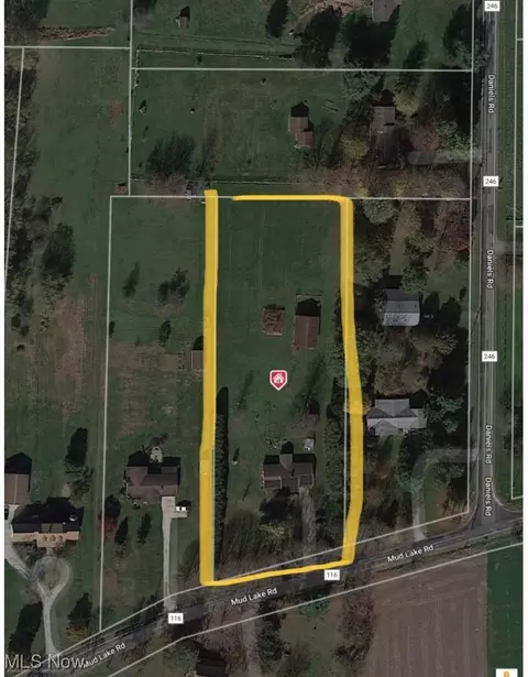 6175 Mudlake Rd, Creston, OH 44217 photo 2