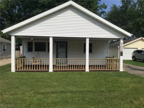 700 Boston Ave, Elyria, OH 44035 photo 1