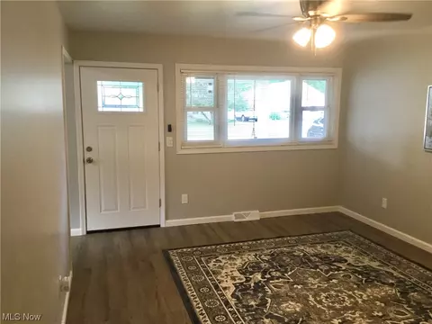 700 Boston Ave, Elyria, OH 44035 photo 6
