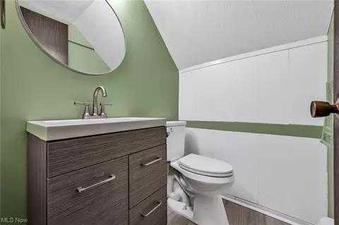 460 Colgate Ave, Elyria, OH 44035 photo 6