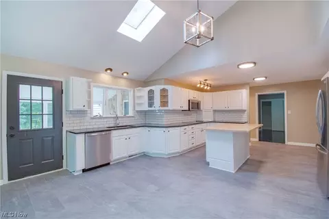 3231 Blake Rd, Wadsworth, OH 44281 photo 11