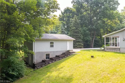 3231 Blake Rd, Wadsworth, OH 44281 photo 8