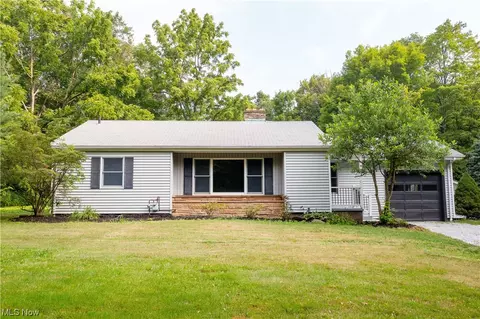 3231 Blake Rd, Wadsworth, OH 44281 photo 2