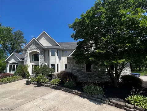 31295 Arthur Rd, Solon, OH 44139 photo 1