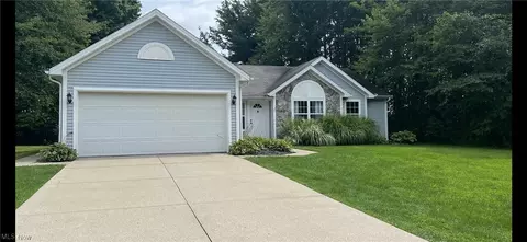 1288 Morning Star Dr, Roaming Shores, OH 44084