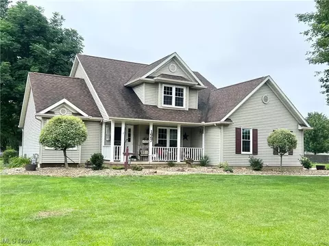 1667 Bramblebush St NW, Massillon, OH 44646