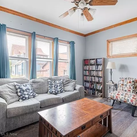 622 Garfield St, Struthers, OH 44471 photo 5