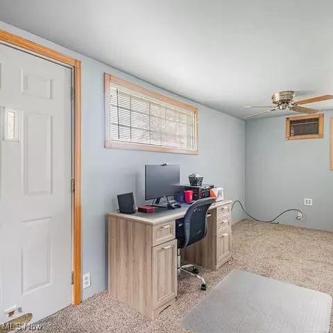 622 Garfield St, Struthers, OH 44471 photo 14